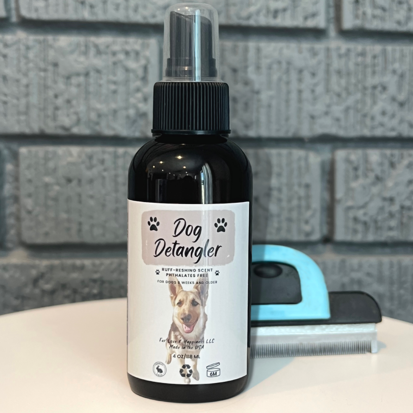 Dog detangler spray bottle phthalates free with comb for dog